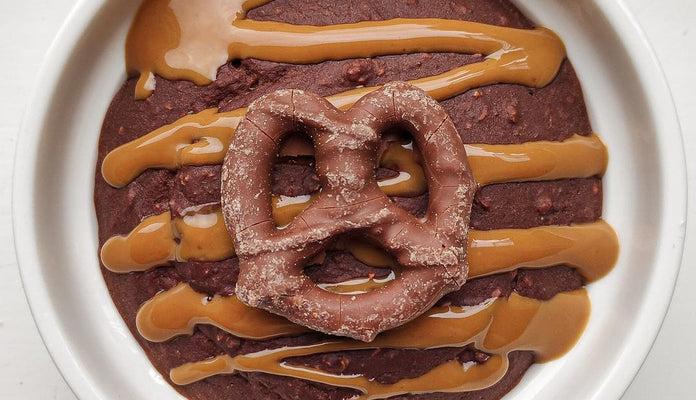Chocolate Caramel Pretzel Baked Oats